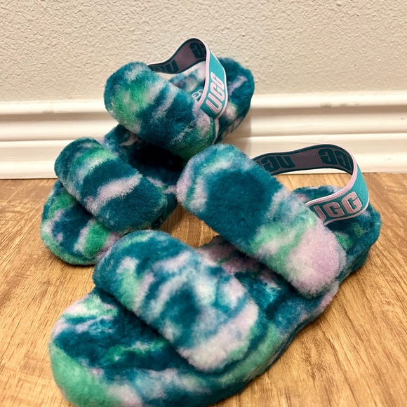 NWOT UGG Oh Yeah Marble
Aquatic Blue Sheepskin Slide Slippers!  Size: 7 EU 38 - Picture 6 of 8